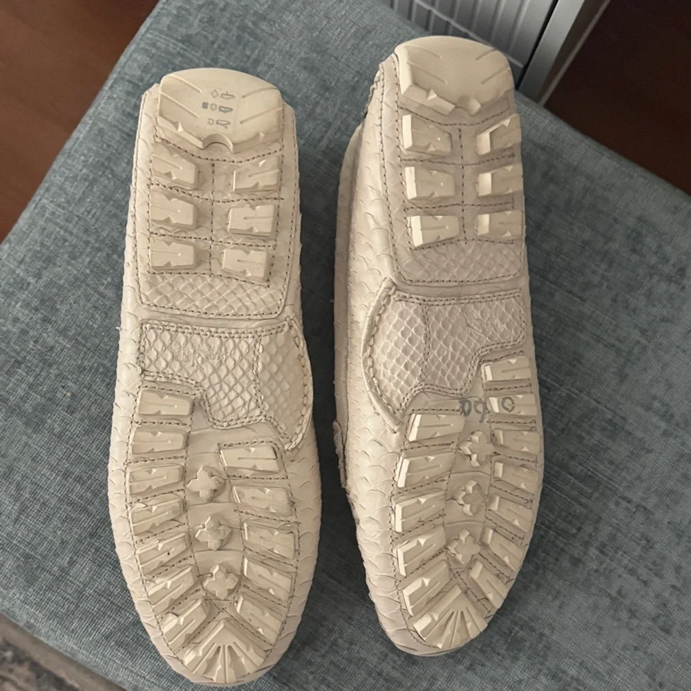 Coach Cream Leather Moccasin Loafers with Gold Accent Snake Skin - Picture 4 of 5